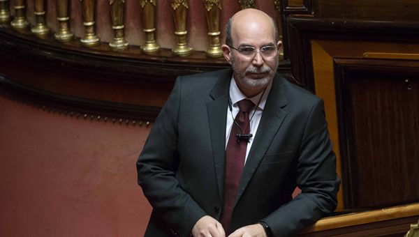 Editoria e informazione, Crimi: si cambia con riforma strutturale. Al via gli "Stati generali"