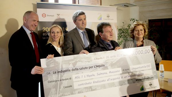 Dompé, Menarini e Sanofi donano un'ambulanza a L'Aquila