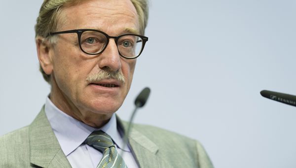 BCE, Mersch: ripresa incompleta e soggetta a rallentamento