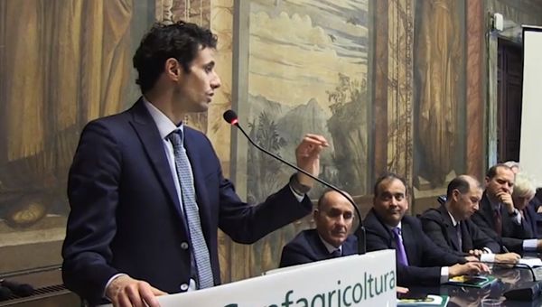 Biometano, sottosegretario Crippa: "Memorandum passo importante. Ora disegnare road map"