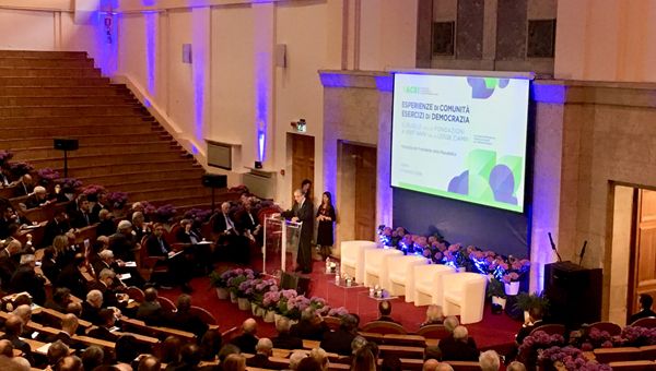 Acri, Quadrio Curzio apre il convegno "Esperienze di comunità, esercizi di democrazia"