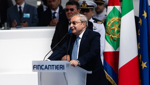Fincantieri brilla: varata unità anfibia multiruolo "Trieste"