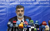 Iran, è già guerra di nervi