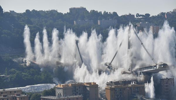 Ponte Morandi, demolizione conclusa