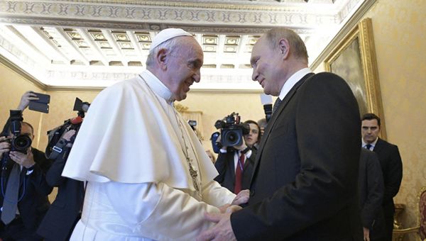Putin al Papa: "Suo discorso sostanzioso e interessante"