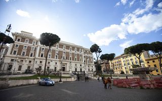 L'Italia sospende Schengen con la Spagna dopo la crisi migratoria a Ceuta