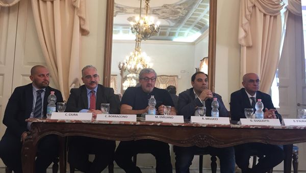 Aeroporto di Grottaglie tra cielo e spazio