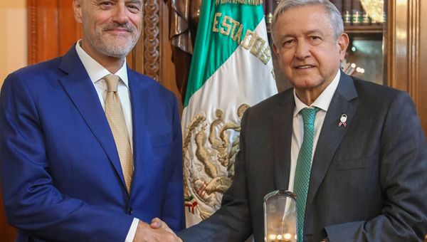 ENI, l'AD Descalzi incontra il Presidente del Messico Obrador