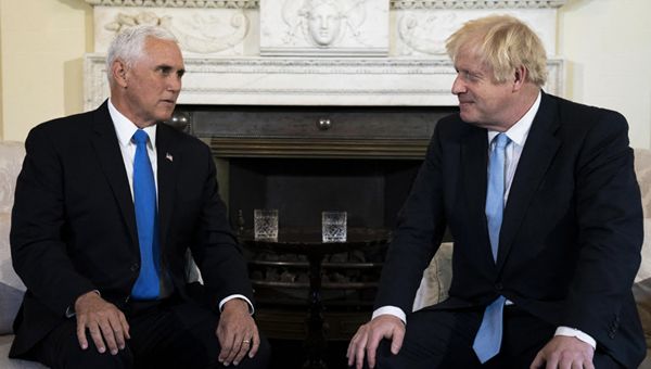 Brexit, Pence: "USA sostengono addio all'UE"