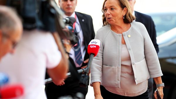 Ministra Lamorgese: "Nessuna invasione di migranti"