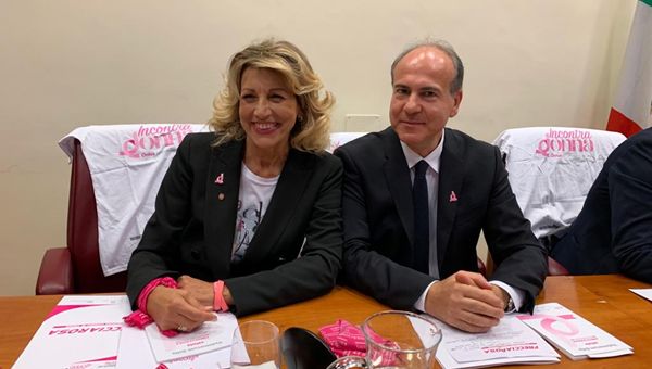 Ferrovie, torna Frecciarosa per combattere il tumore al seno