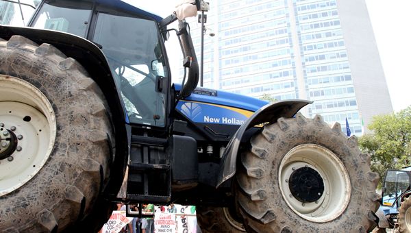 Protesta trattori, mobilitazione alle porte di Roma: prossima settimana grande manifestazione