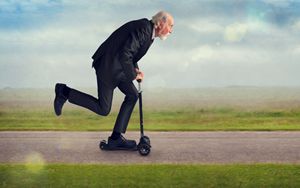 Tutto fermo, dopo aver razziato le economie, distrutto interi popoli, umiliato le famiglie