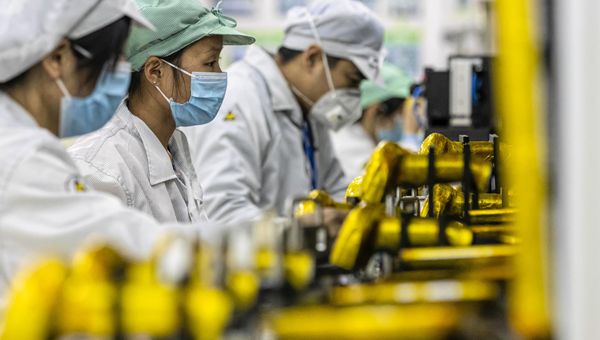 La Cina allenta le misure anti Covid