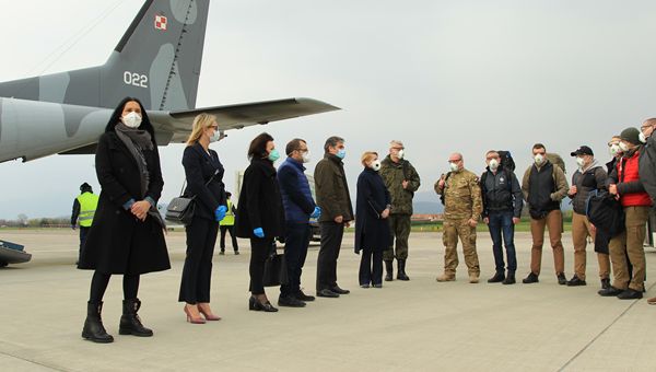 Arrivo delegazione medici polacchi all'Aeroporto di Bergamo