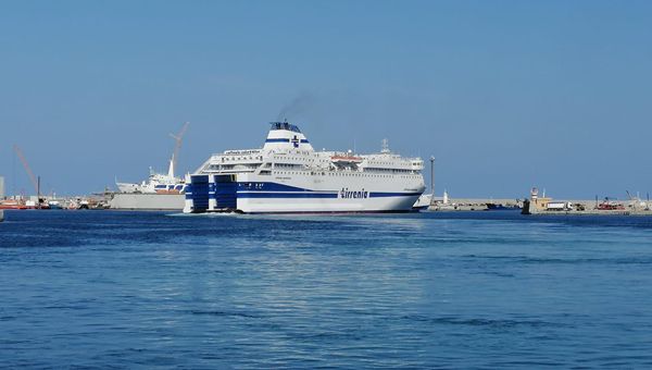 Alan Kurdi, migranti trasferiti su nave Tirrenia