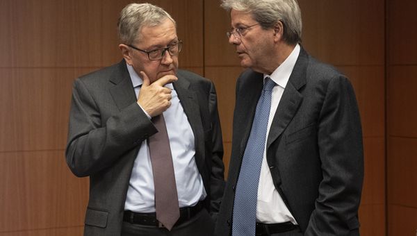 Regling "sponsorizza" il MES ed elenca i vantaggi per l'Italia