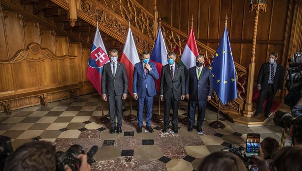 Visegrad: "Recovery sia distribuito equamente"