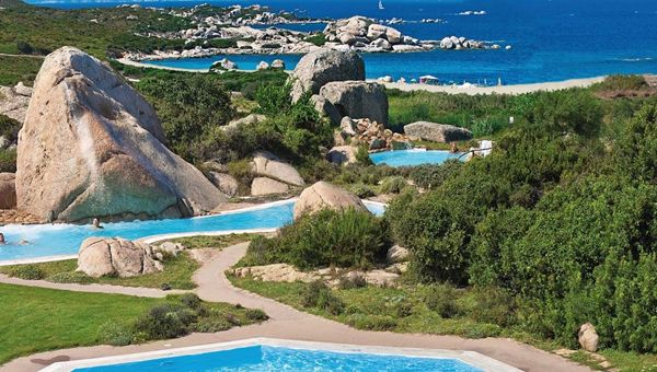 Turismo, in Sardegna resort e hotel 100% green