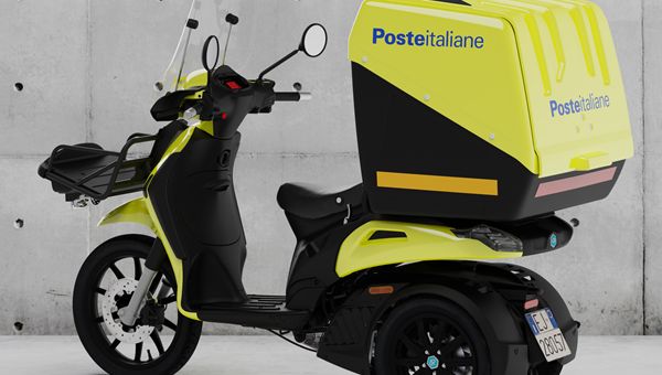 Piaggio si aggiudica gara Poste Italiane per fornitura 5.000 scooter