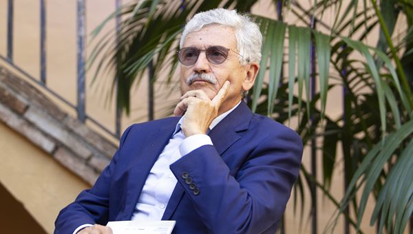 D'Alema: "Pieno sostegno a Ucraina ma per soluzione pace non umiliare Russia"