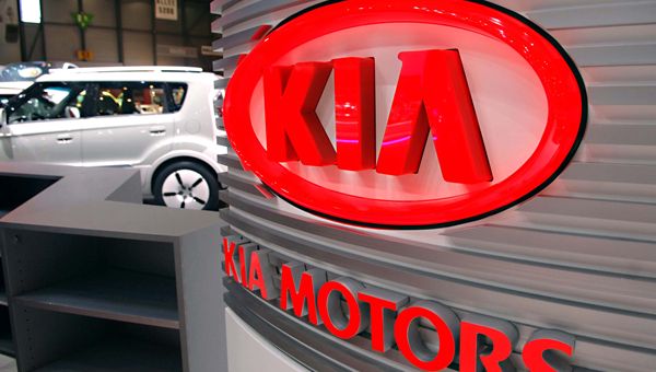 Kia richiama 380 mila auto per possibili incendi nel vano motore
