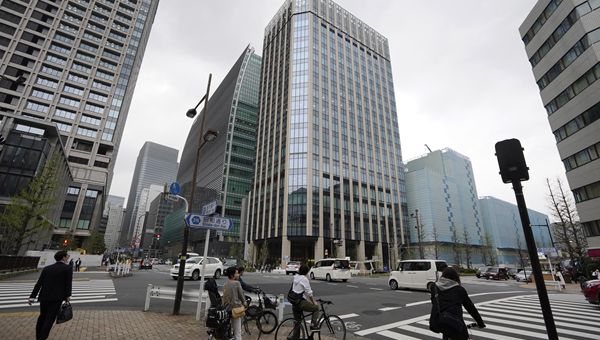 Nomura, S&P alza outlook a positivo in vista del miglioramento delle prospettive di utili stabili