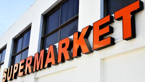 Gli inglesi continuano ad acquistare