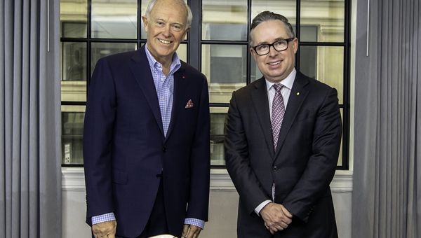 Emirates e Qantas estendono partnership per altri 5 anni