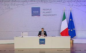 G20, Draghi porta a casa un "successo" sul clima ma non c'è data