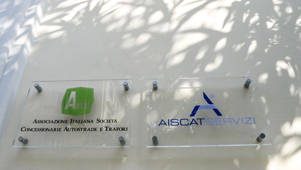 Mobilità, Aiscat: "Riaperto positivamente il confronto con il governo"