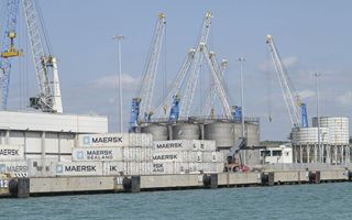 Maersk, Goldman Sachs migliora prezzo obiettivo 16.000 corone danesi, il giudizio sale a neutral
