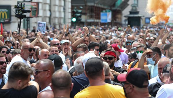 Ddl Concorrenza, tassisti protestano a Roma