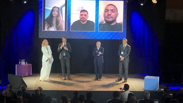 Lavoro, Distretto Italia: "Oltre 10mila persone da formare per coprire fabbisogno imprese"