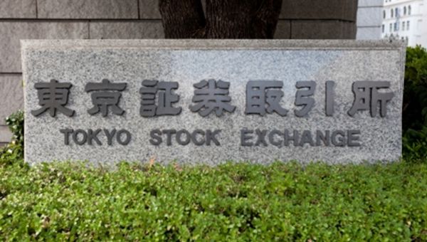 Chiusura debole per la borsa di Tokyo