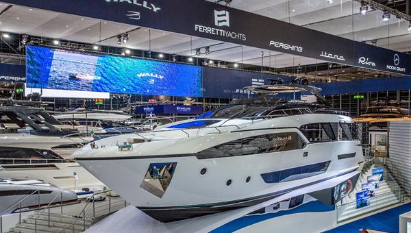 Ferretti, FIH replica a ricostruzioni su crescita, governance e OPA