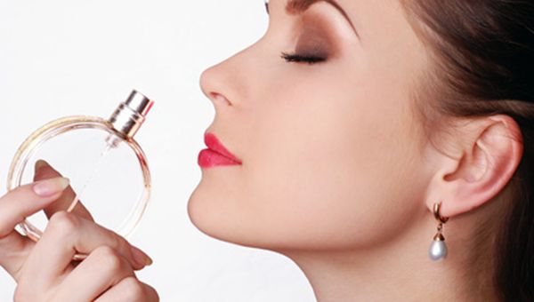 Contraffazione: Gdf Palermo sequestra 175 mila "falsi" profumi