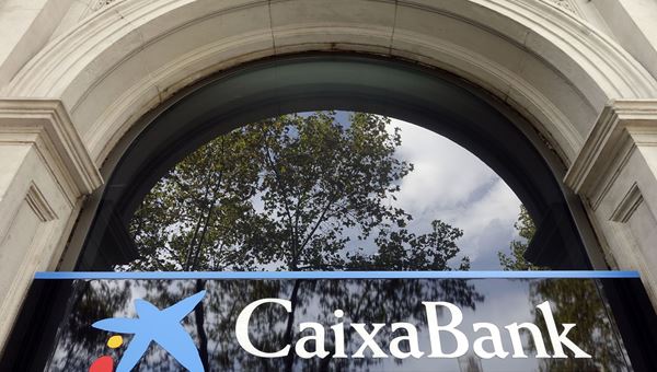 CaixaBank, Standard Ethics assegna outlook positivo