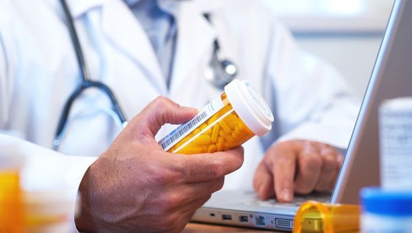 Allarme medici di famiglia: in cinque anni 14 milioni di italiani saranno senza