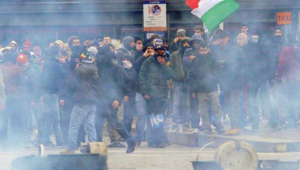 Dalla Francia all'Italia: la rabbia dei giovani esplode. Meloni convoca riunione crisi