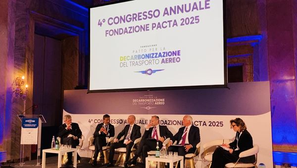 Decarbonizzazione, Fondazione Pacta: "Verso il Net Zero del trasporto aereo"