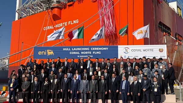 Eni, varo dello scafo della Coral North FLNG. Sarà localizzata a nord del Mozambico