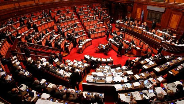 Senato sollecita misure ponte per gioco fisico