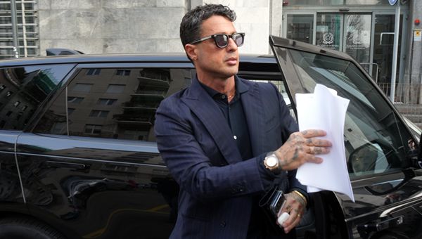 Fabrizio Corona, ricorso in Corte d’Appello contro multa Consob per memecoin