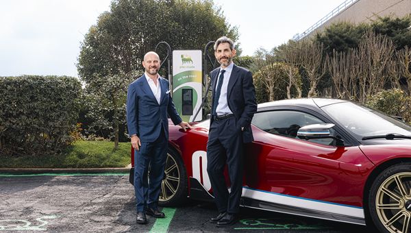 Veicoli elettrici, Plenitude e Pininfarina insieme per nuovo design aree di ricarica