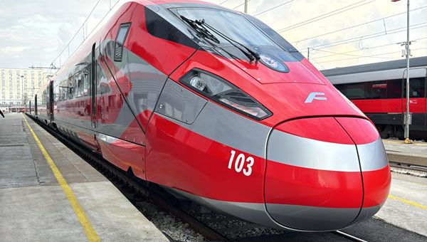 Trenitalia: contratto con Hitachi Rail per nove Frecciarossa di nuova generazione