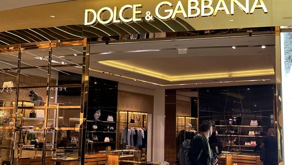 Dolce & Gabbana: negoziazione con le banche è ancora in corso