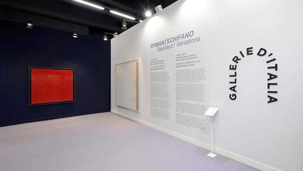 Intesa Sanpaolo a miart 2026: dialogo tra Ryman e Schifano tra fiera e Gallerie d’Italia