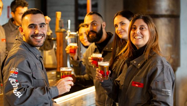 Italiani e “tempo ritrovato”: 4 su 10 rallentano, la birra simbolo dei momenti di qualità