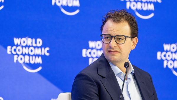 Anthropic, fatturato del terzo trimestre sale 16,8 miliardi di dollari in vista dell'IPO